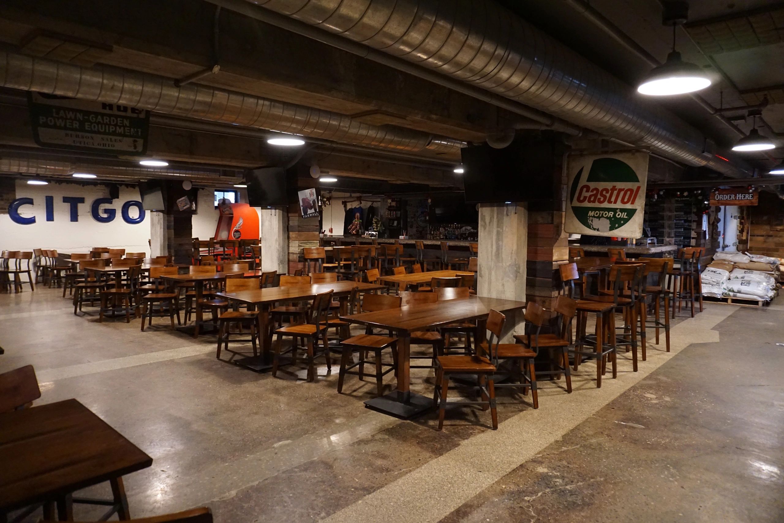 Medina Brewing Co dining space