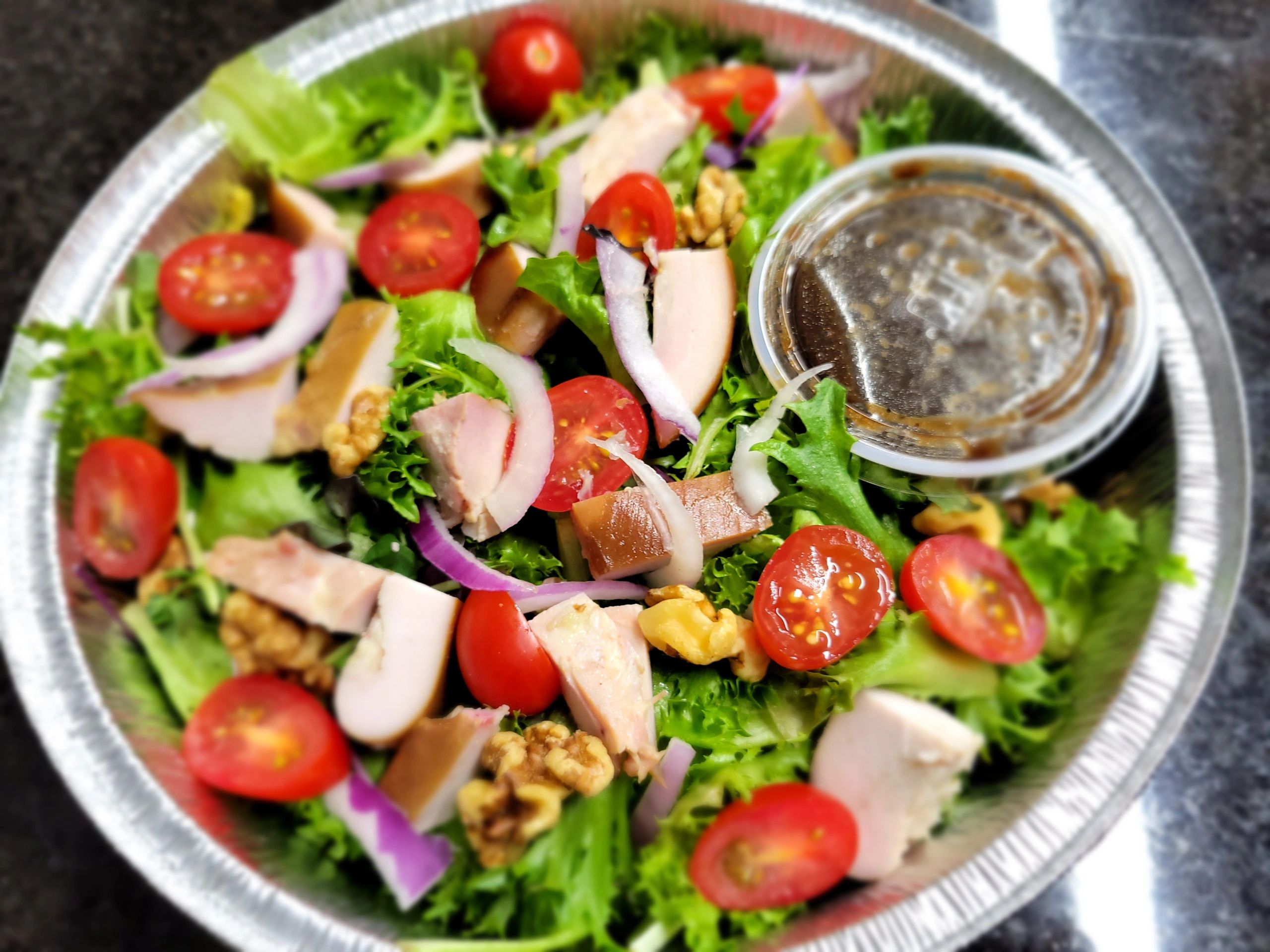 Fresh house salad with vinaigrette